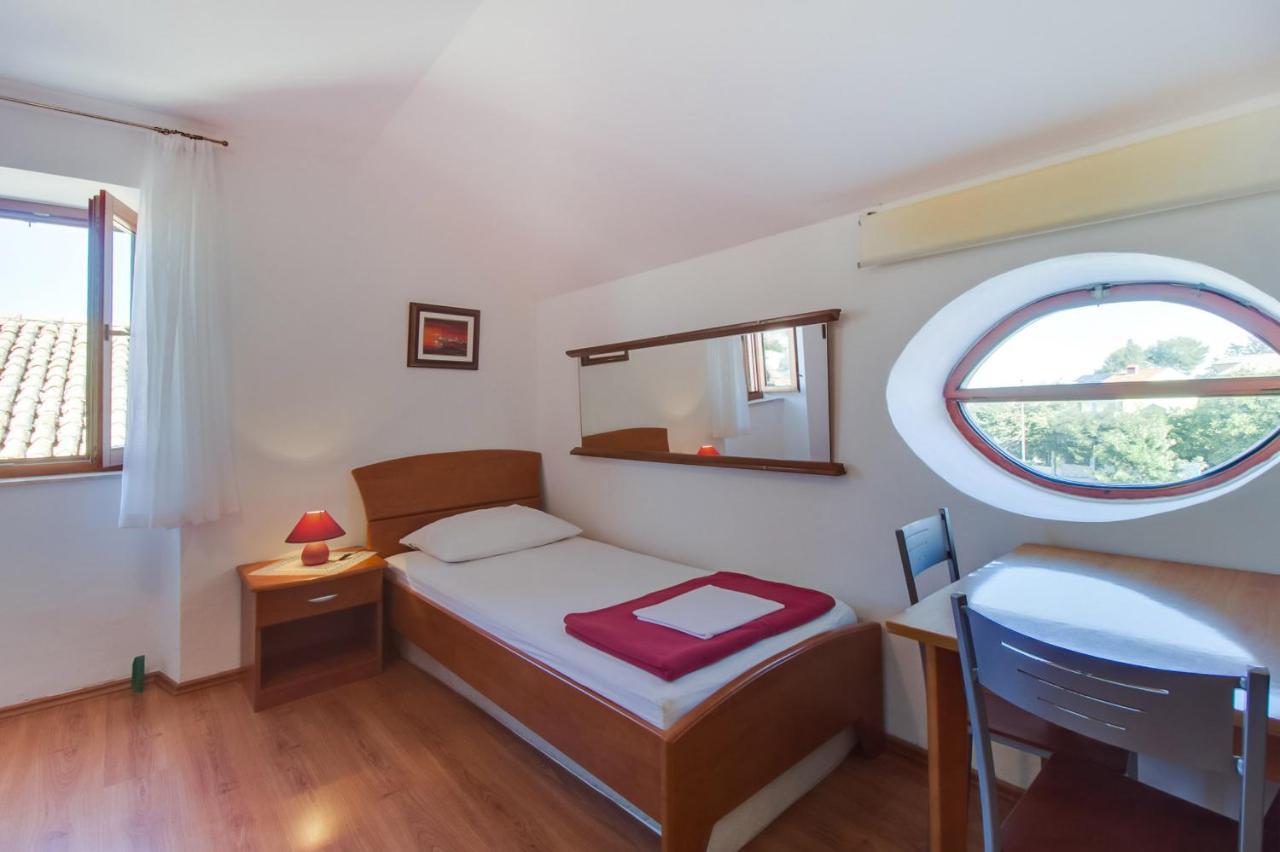 Apartments Rosa Mali Lošinj Exterior foto