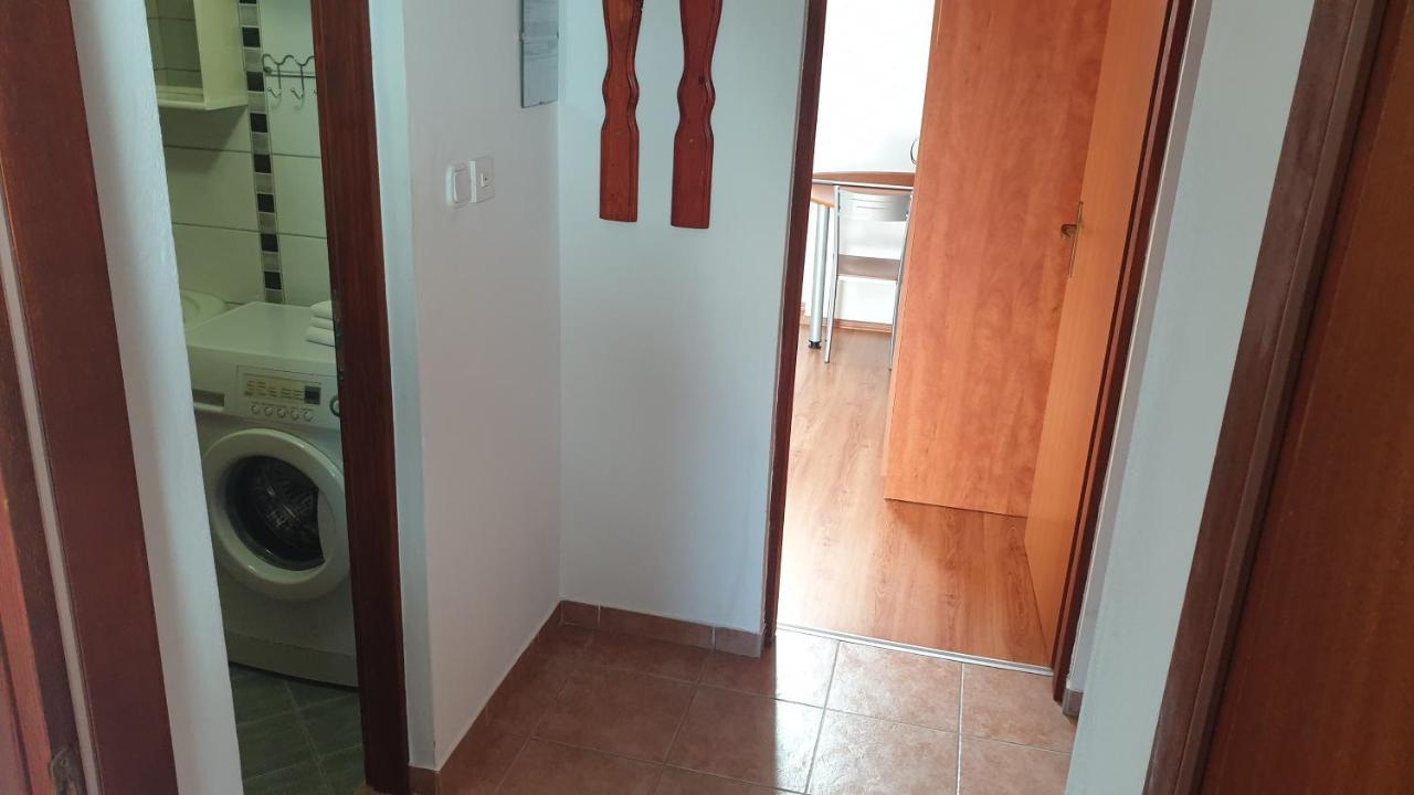 Apartments Rosa Mali Lošinj Exterior foto